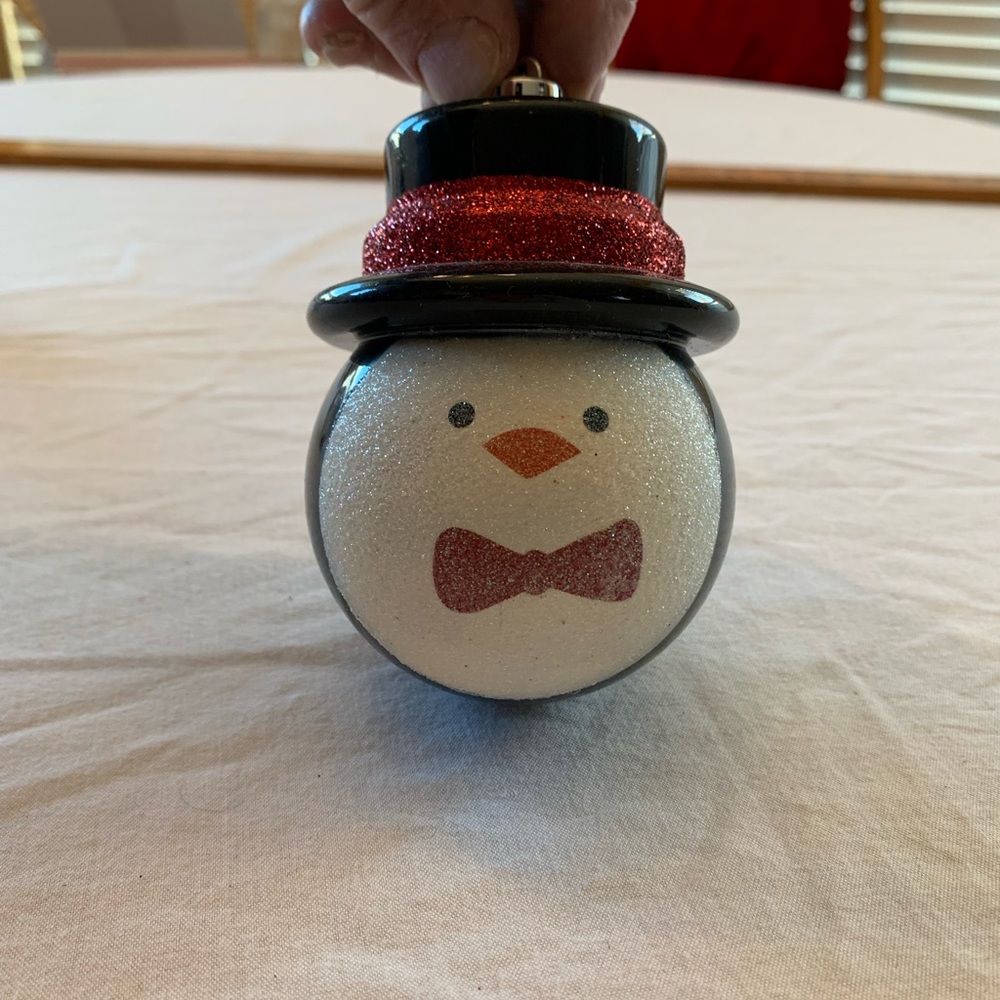 2 Ornaments for the price. Snowman with a top hat. One a country farm house look
